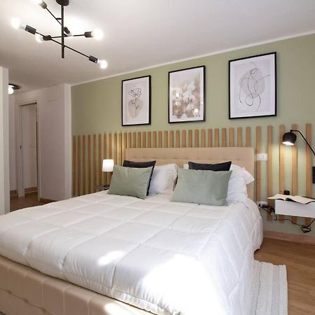Elegant Flat In The City Centre With Two Suite Perugia Bagian luar foto